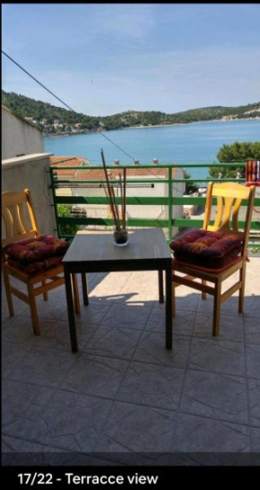 Apartment Josip with beautiful sea view